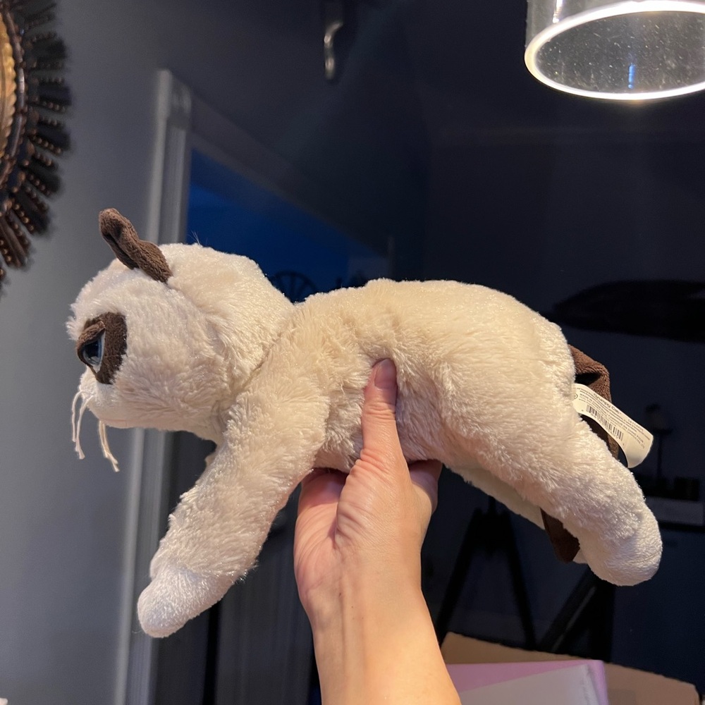 Adorable Grumpy Cat Plush in good condition